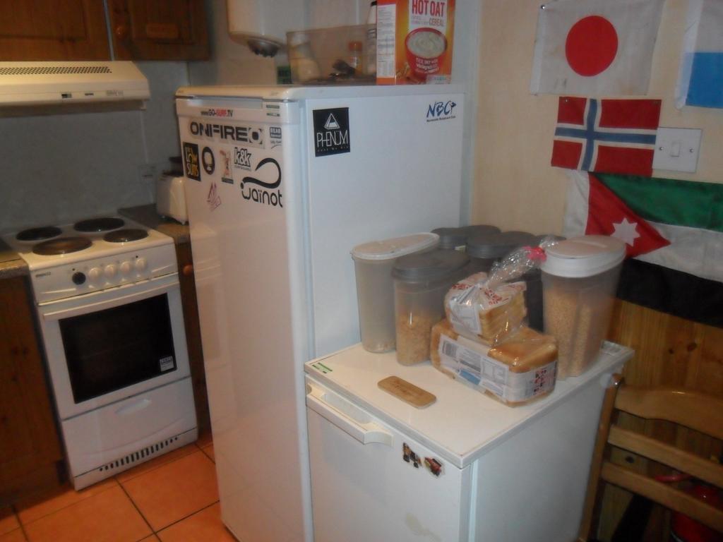 Sandras Backpackers Thurso Esterno foto